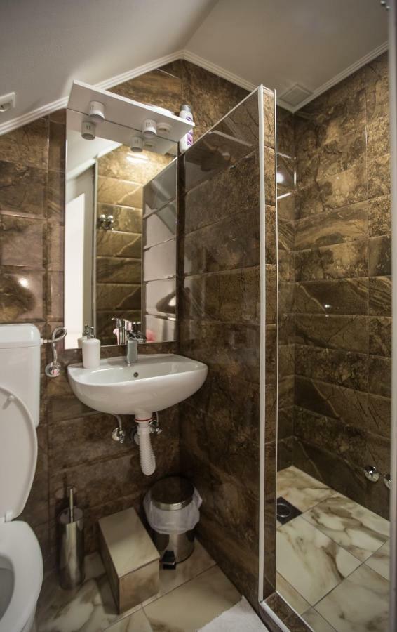 Bed and Breakfast Pansion Kipovi Tuzla Exterior foto